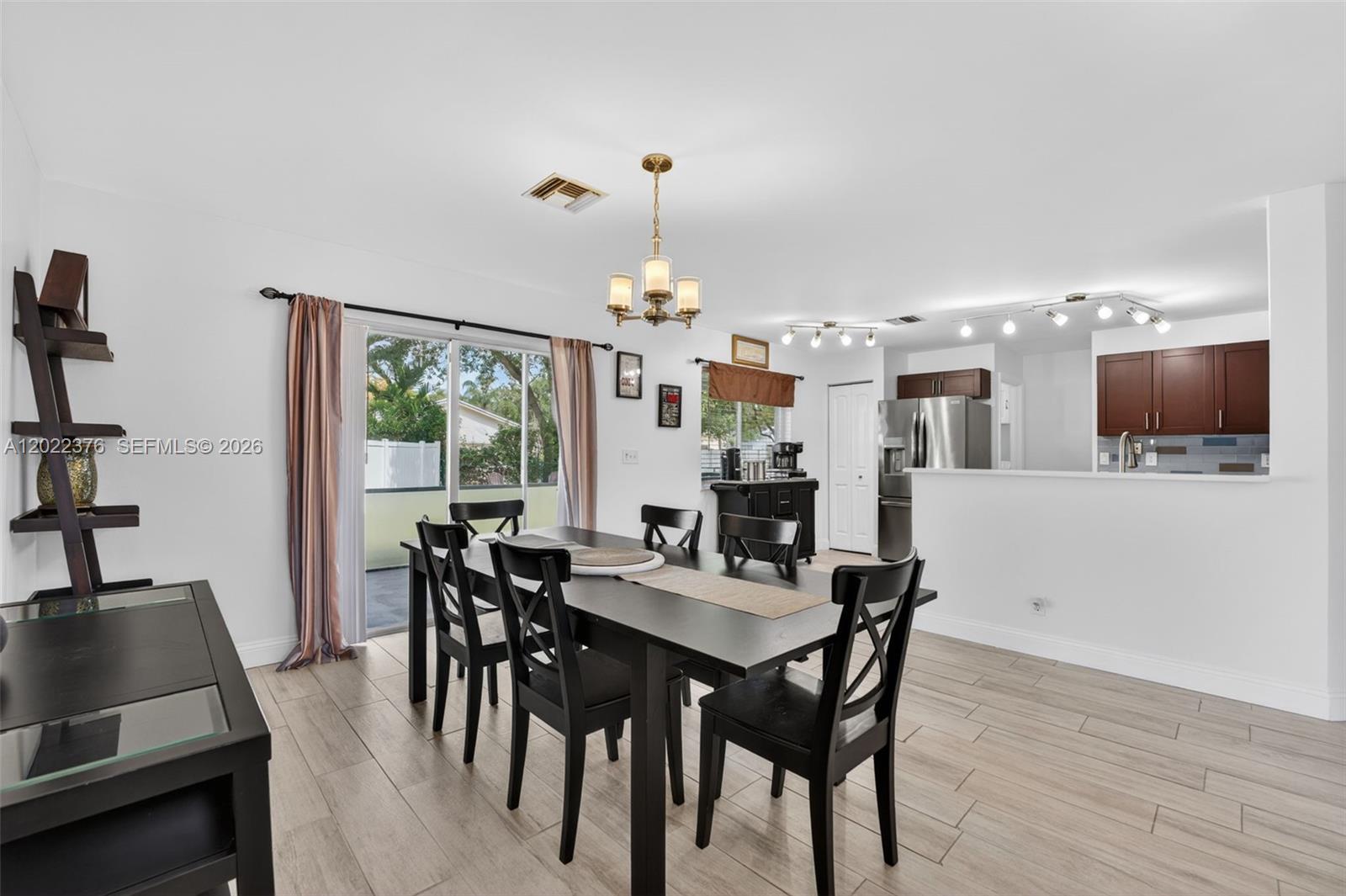 OLYMPIA & YORK RESIDENTIA - Residential