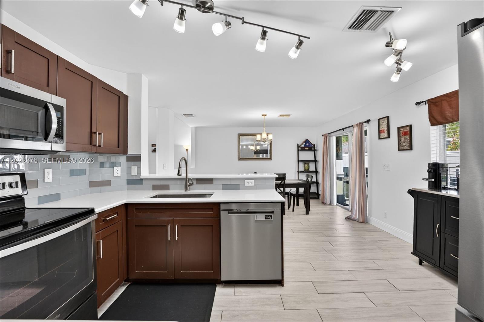 OLYMPIA & YORK RESIDENTIA - Residential