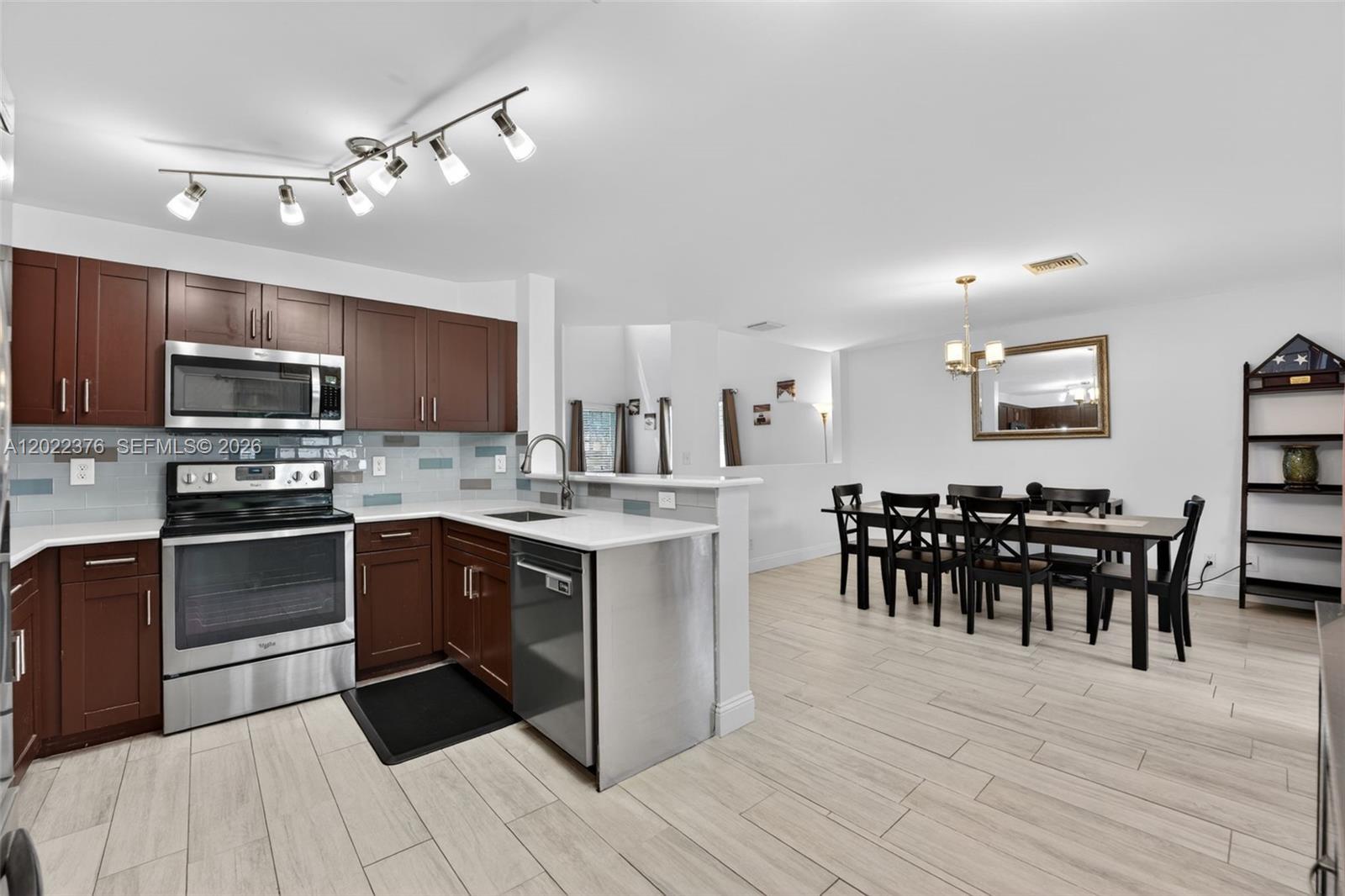 OLYMPIA & YORK RESIDENTIA - Residential