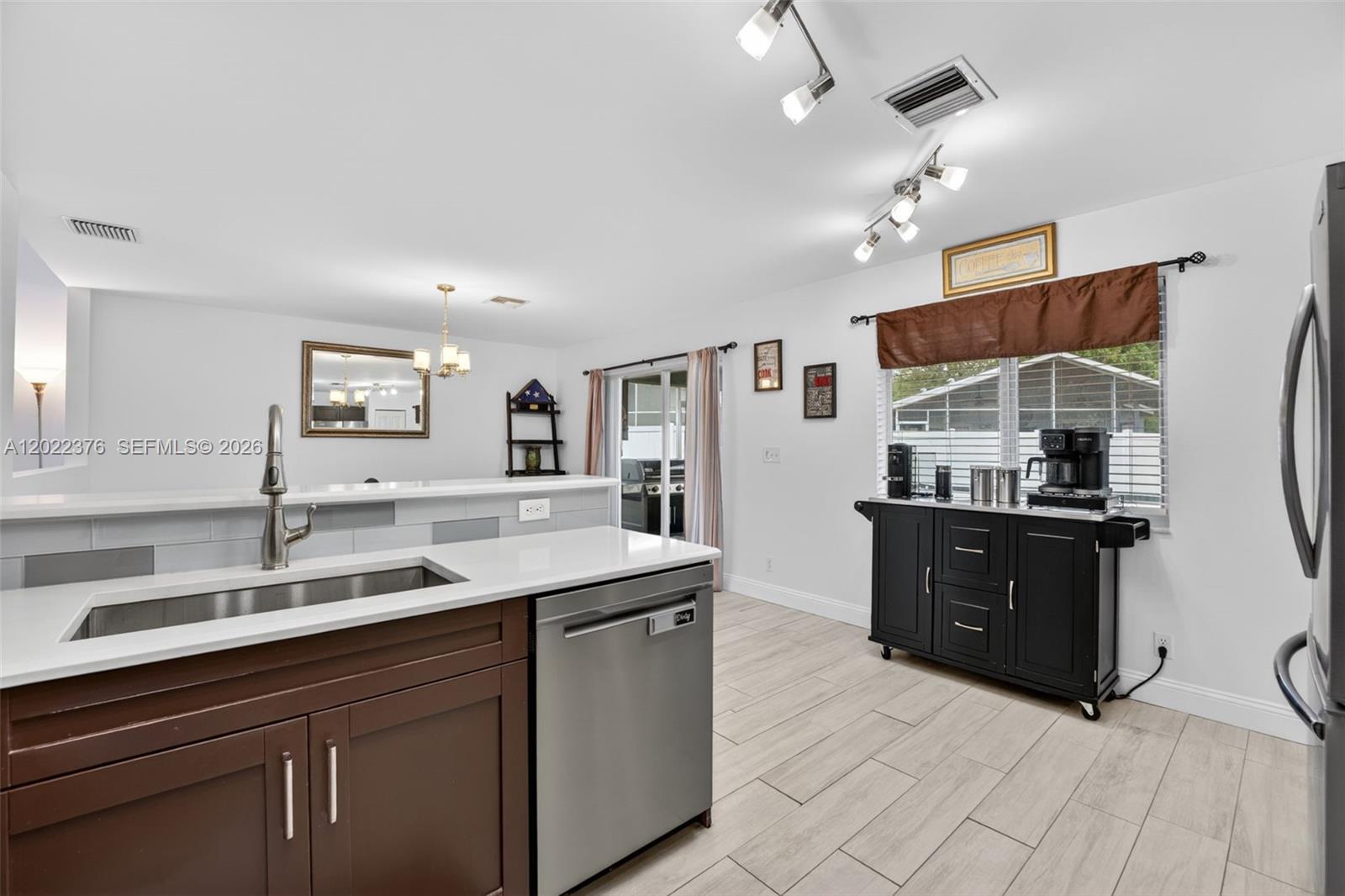 OLYMPIA & YORK RESIDENTIA - Residential
