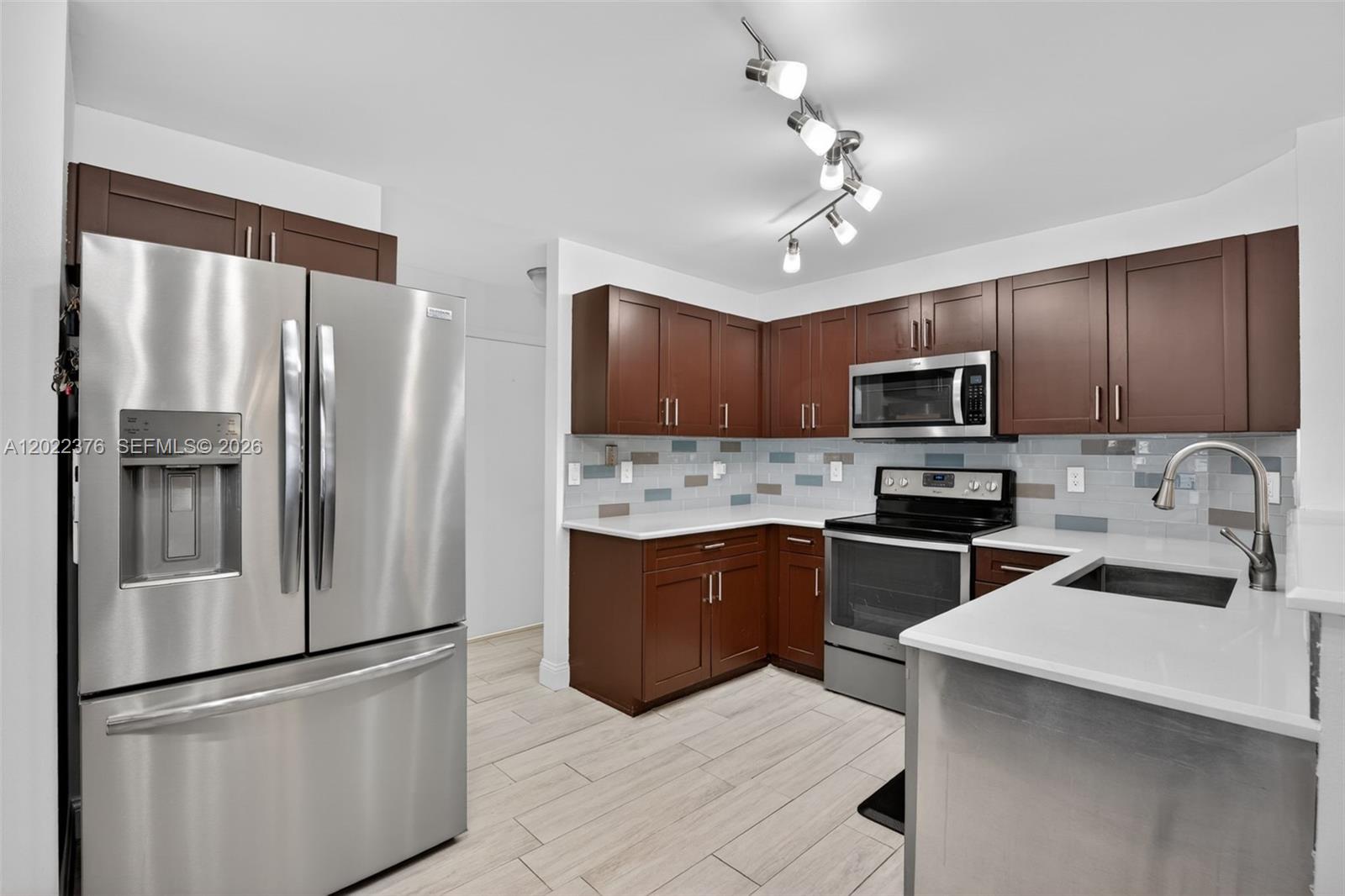 OLYMPIA & YORK RESIDENTIA - Residential