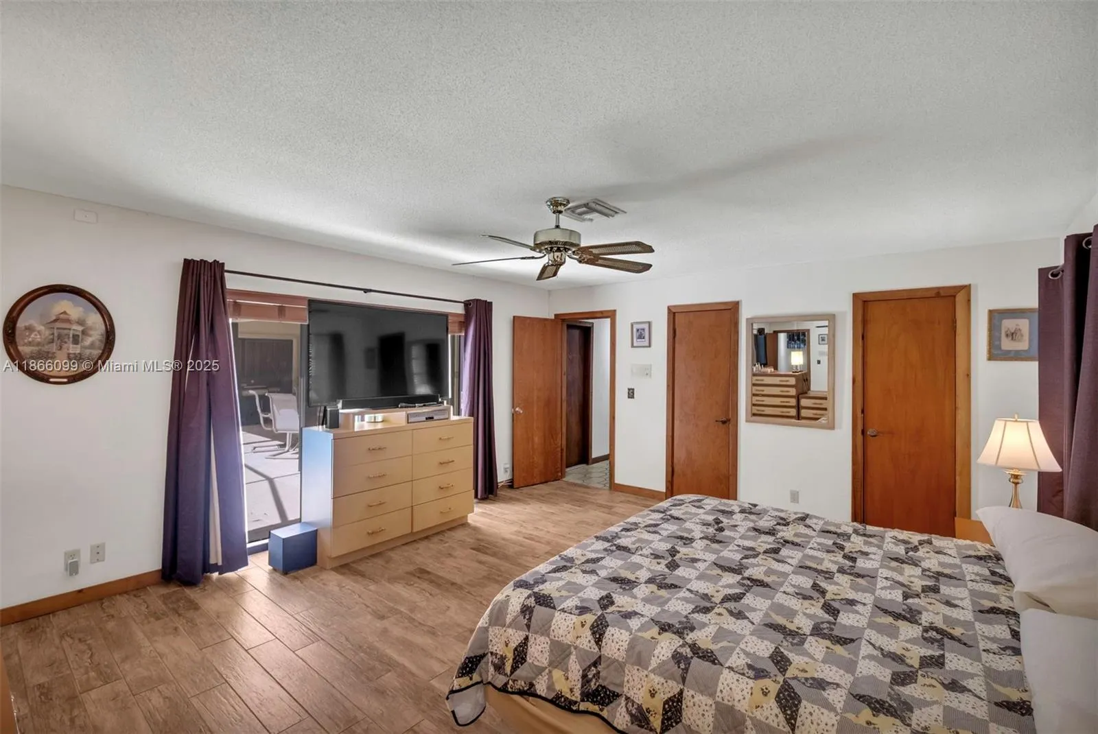 Hollywood, Florida 33021, United States, 5 Bedrooms Bedrooms, ,3 BathroomsBathrooms,Residential,Active,199080