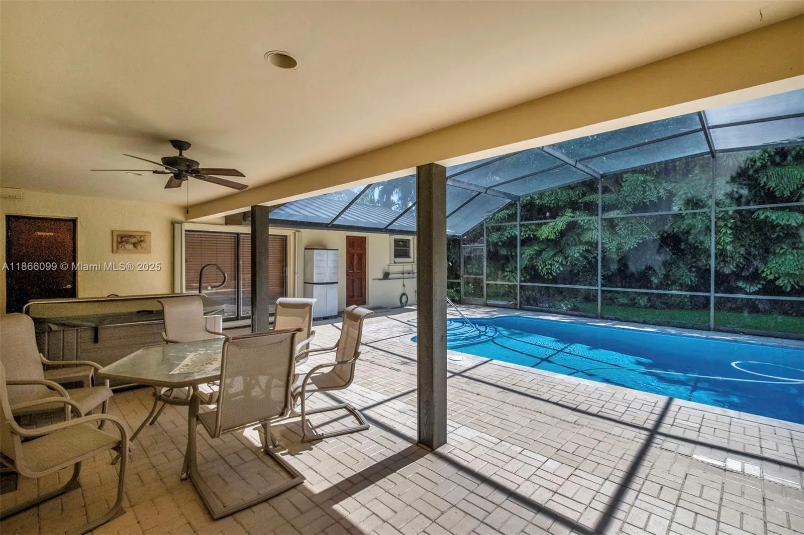 Hollywood, Florida 33021, United States, 5 Bedrooms Bedrooms, ,3 BathroomsBathrooms,Residential,Active,199080