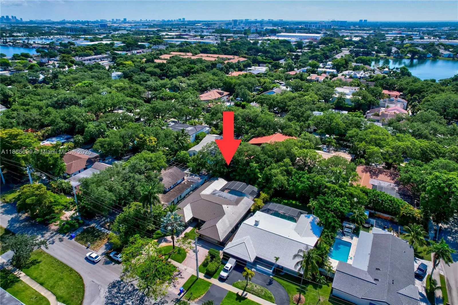 Hollywood, Florida 33021, United States, 5 Bedrooms Bedrooms, ,3 BathroomsBathrooms,Residential,Active,199080