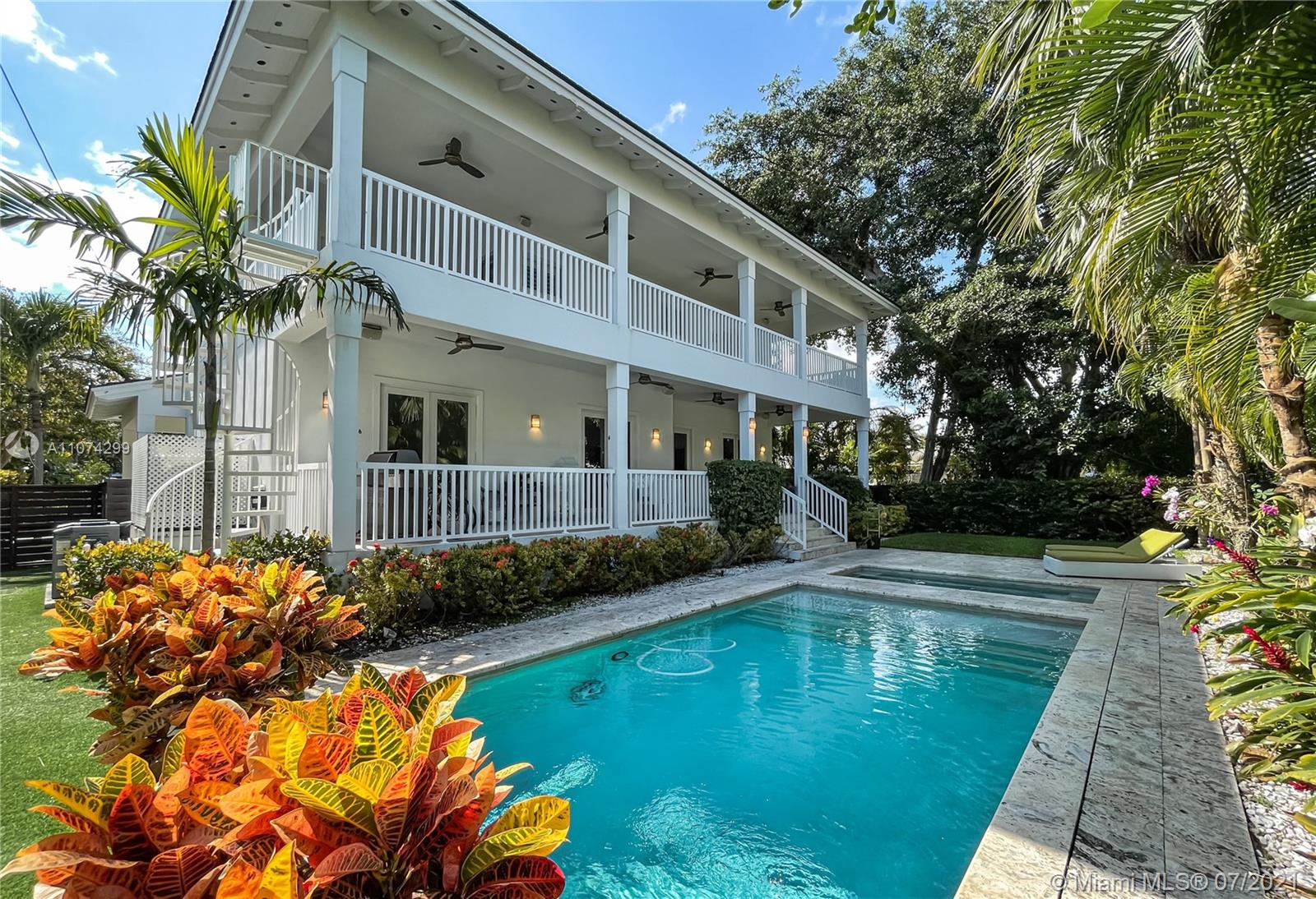 TROPICAL ISLE HOMES SUB 4 - Residential