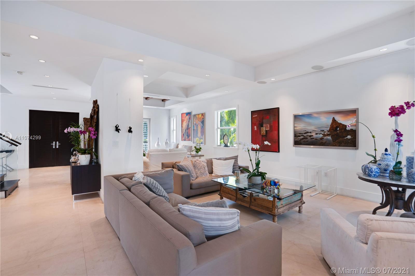 TROPICAL ISLE HOMES SUB 4 - Residential