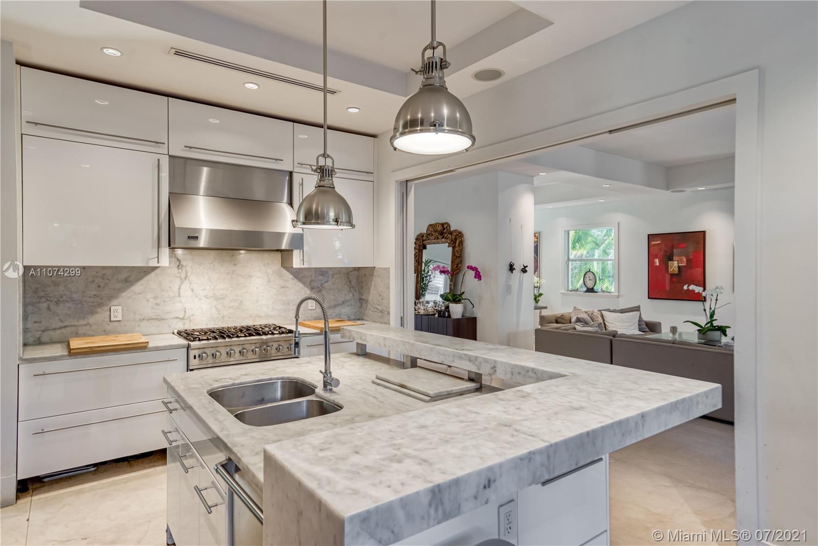 TROPICAL ISLE HOMES SUB 4 - Residential