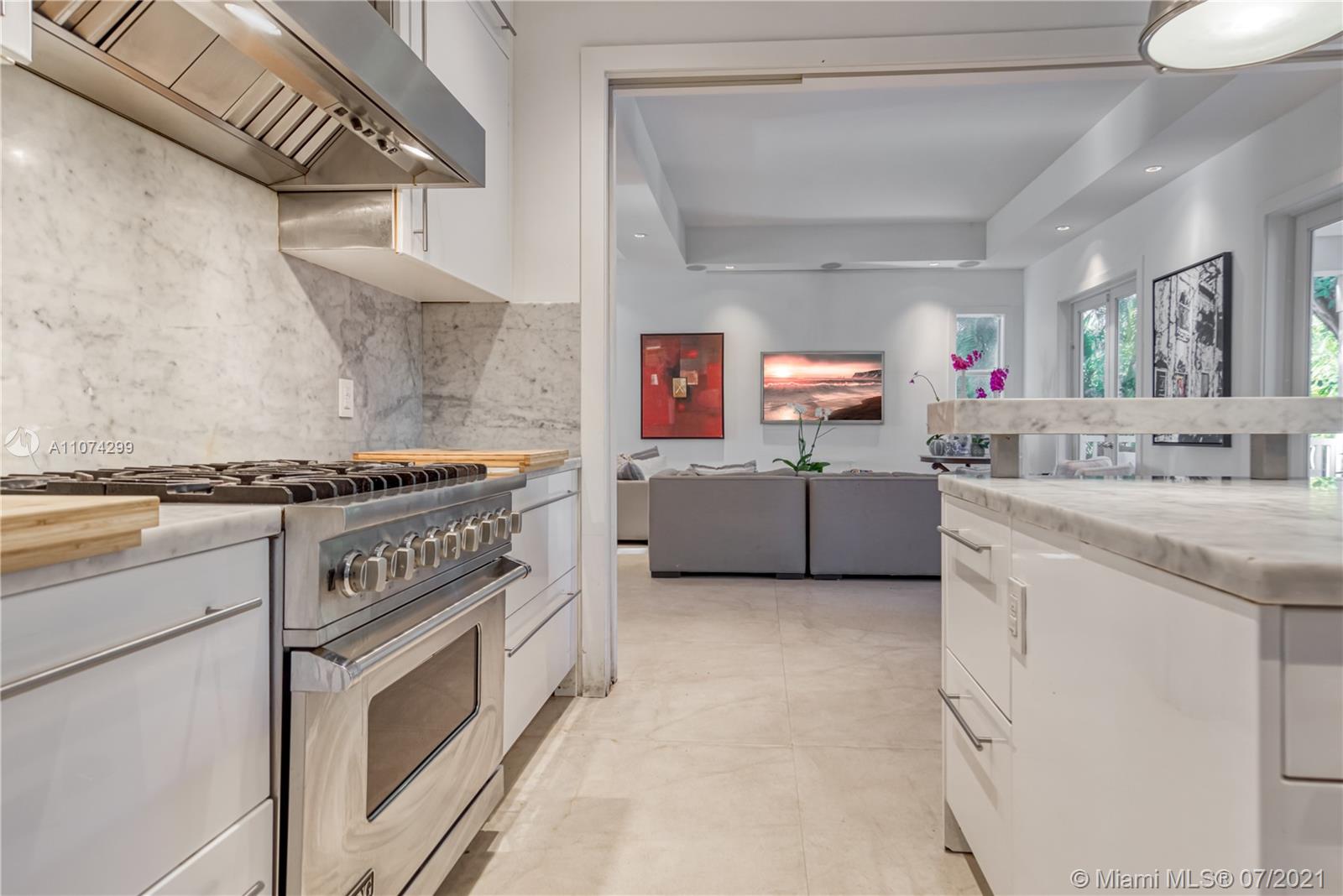 TROPICAL ISLE HOMES SUB 4 - Residential