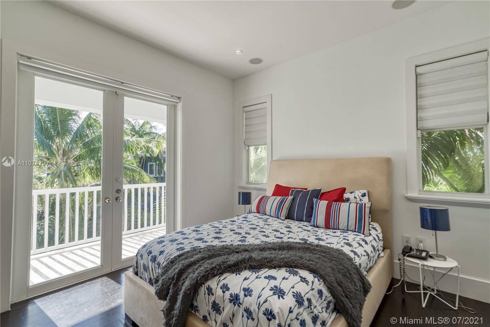 TROPICAL ISLE HOMES SUB 4 - Residential