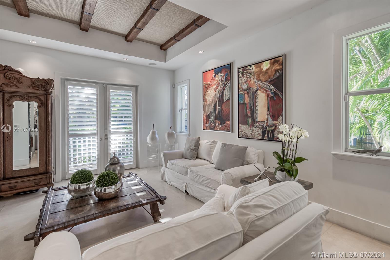 TROPICAL ISLE HOMES SUB 4 - Residential