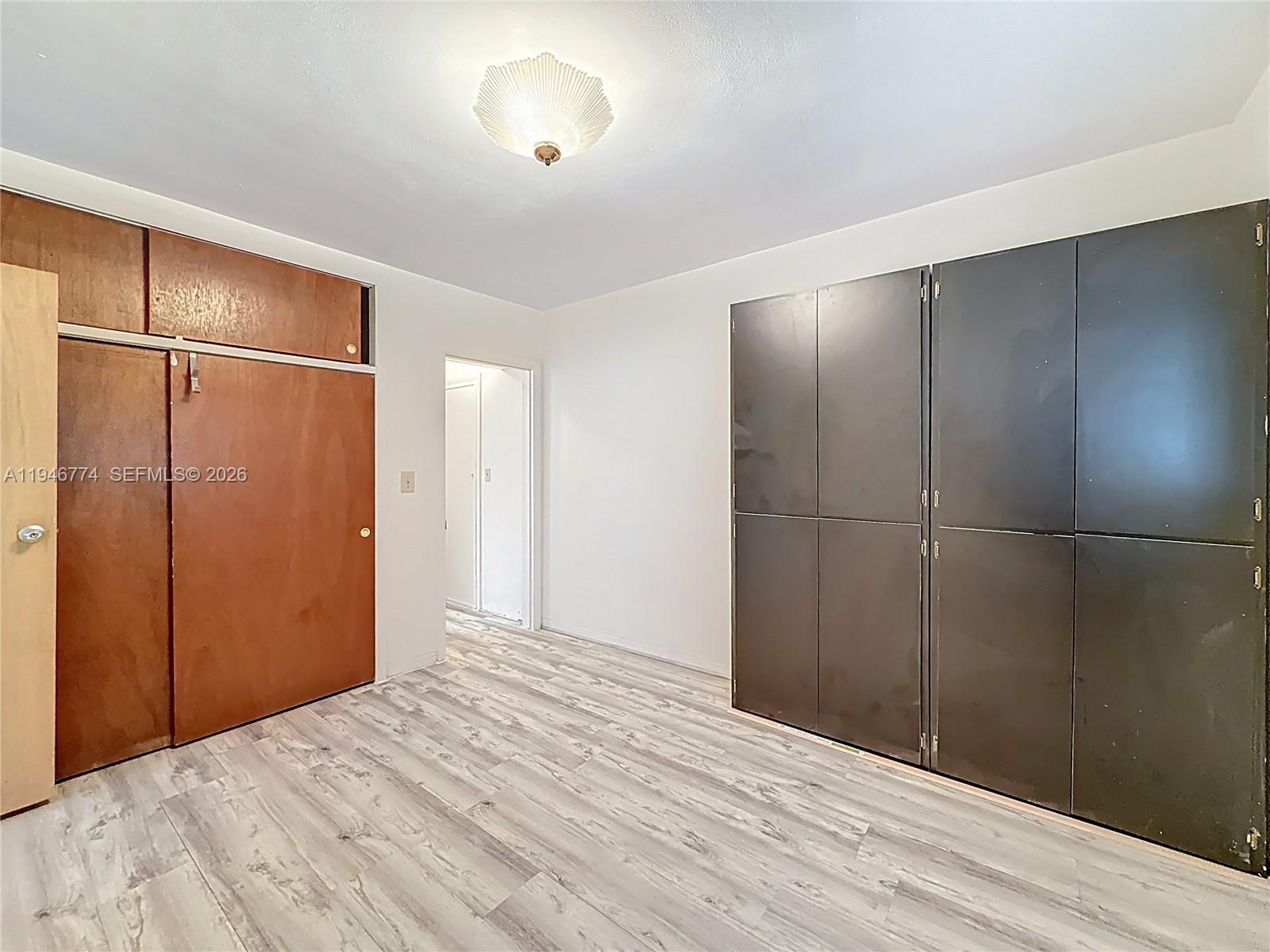 SANTONA CONDO - Residential