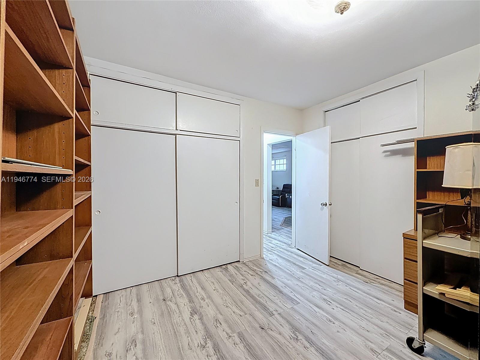 SANTONA CONDO - Residential