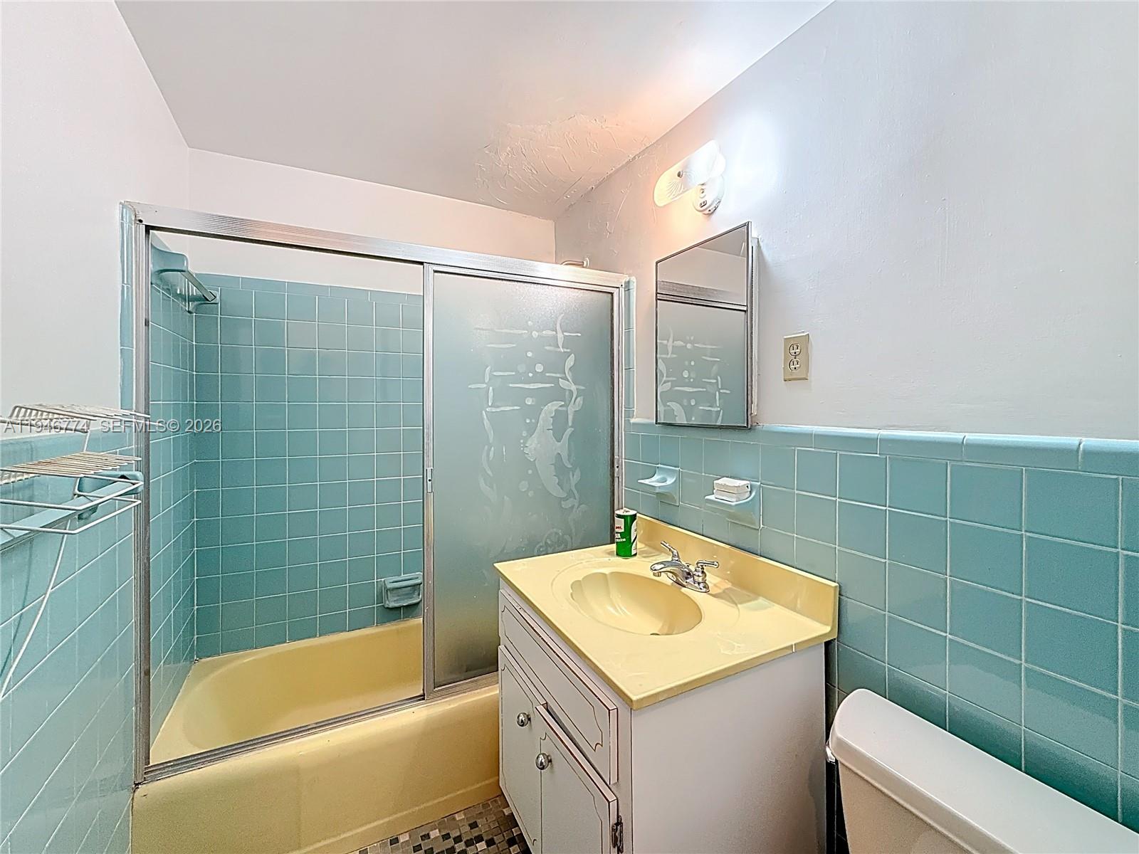 SANTONA CONDO - Residential