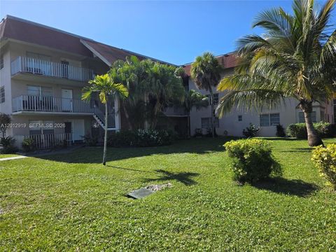 2901 NW 47th Ter 346A Lauderdale Lakes FL 33313
