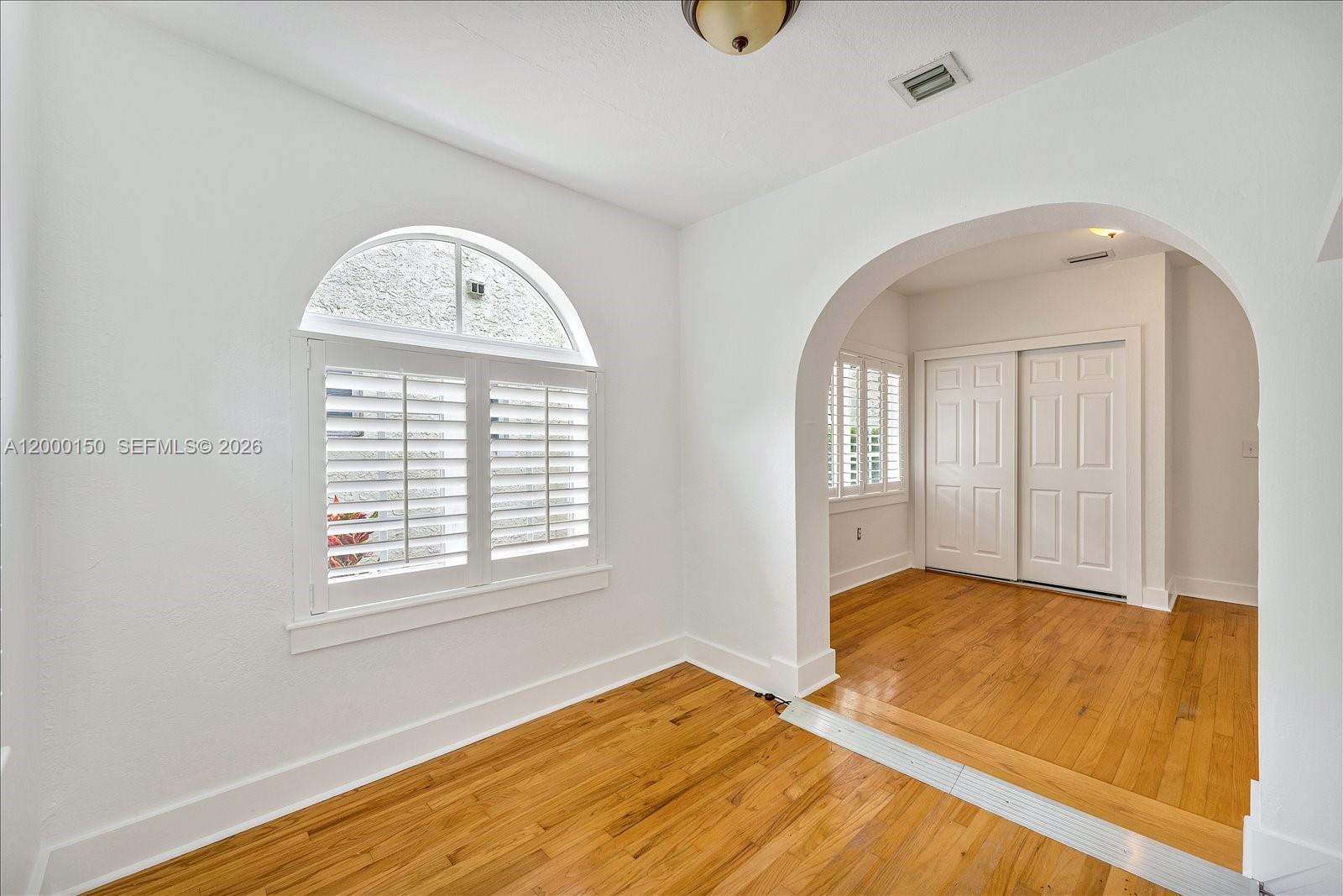 CORAL GABLES GRANADA SEC - Residential