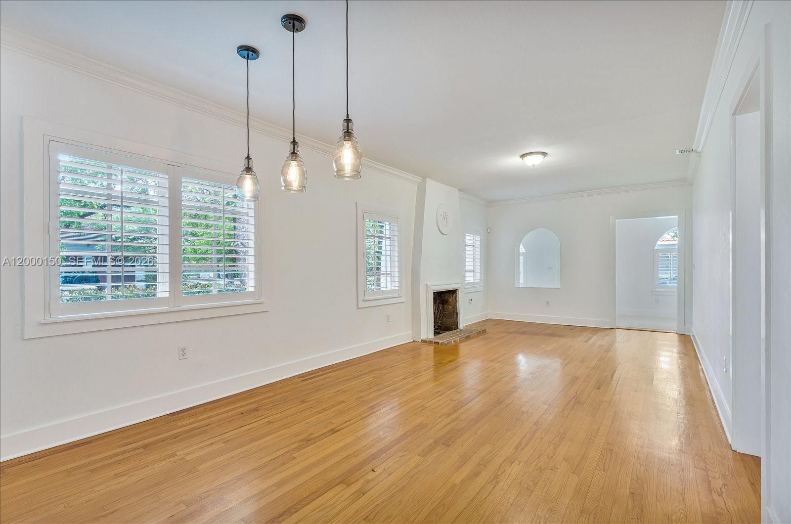 CORAL GABLES GRANADA SEC - Residential