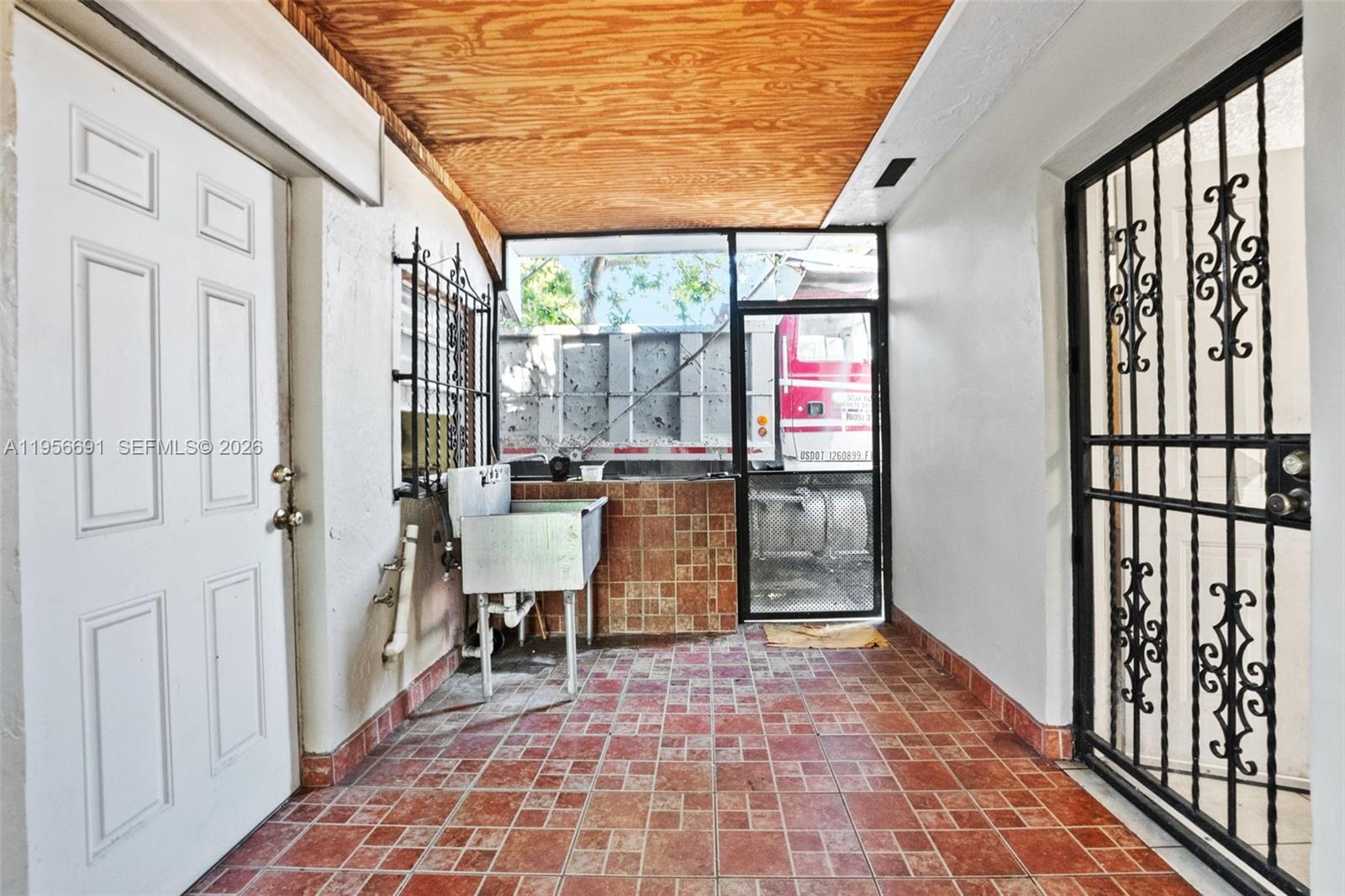 LINDEN GARDENS - Residential