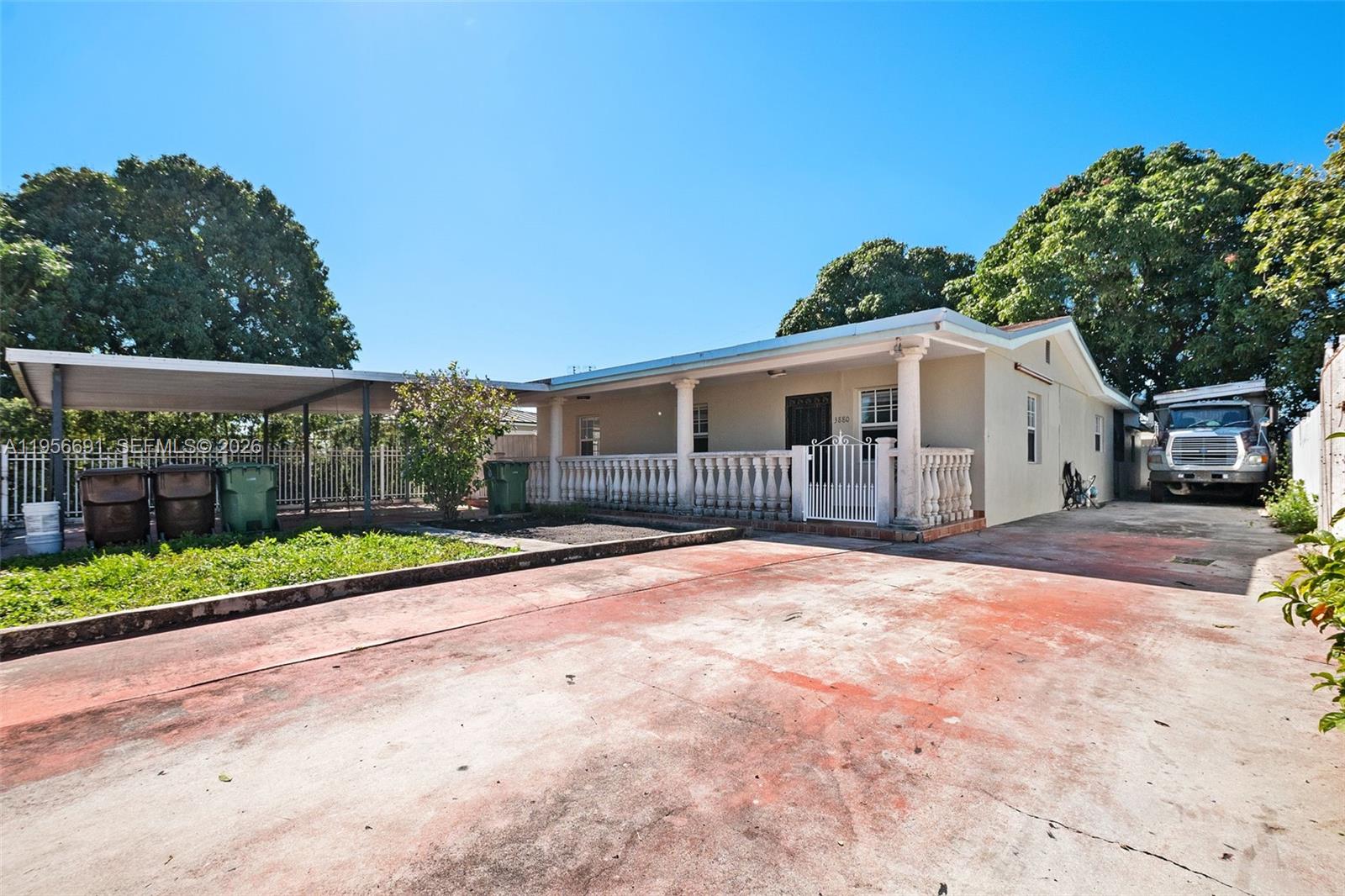 LINDEN GARDENS - Residential