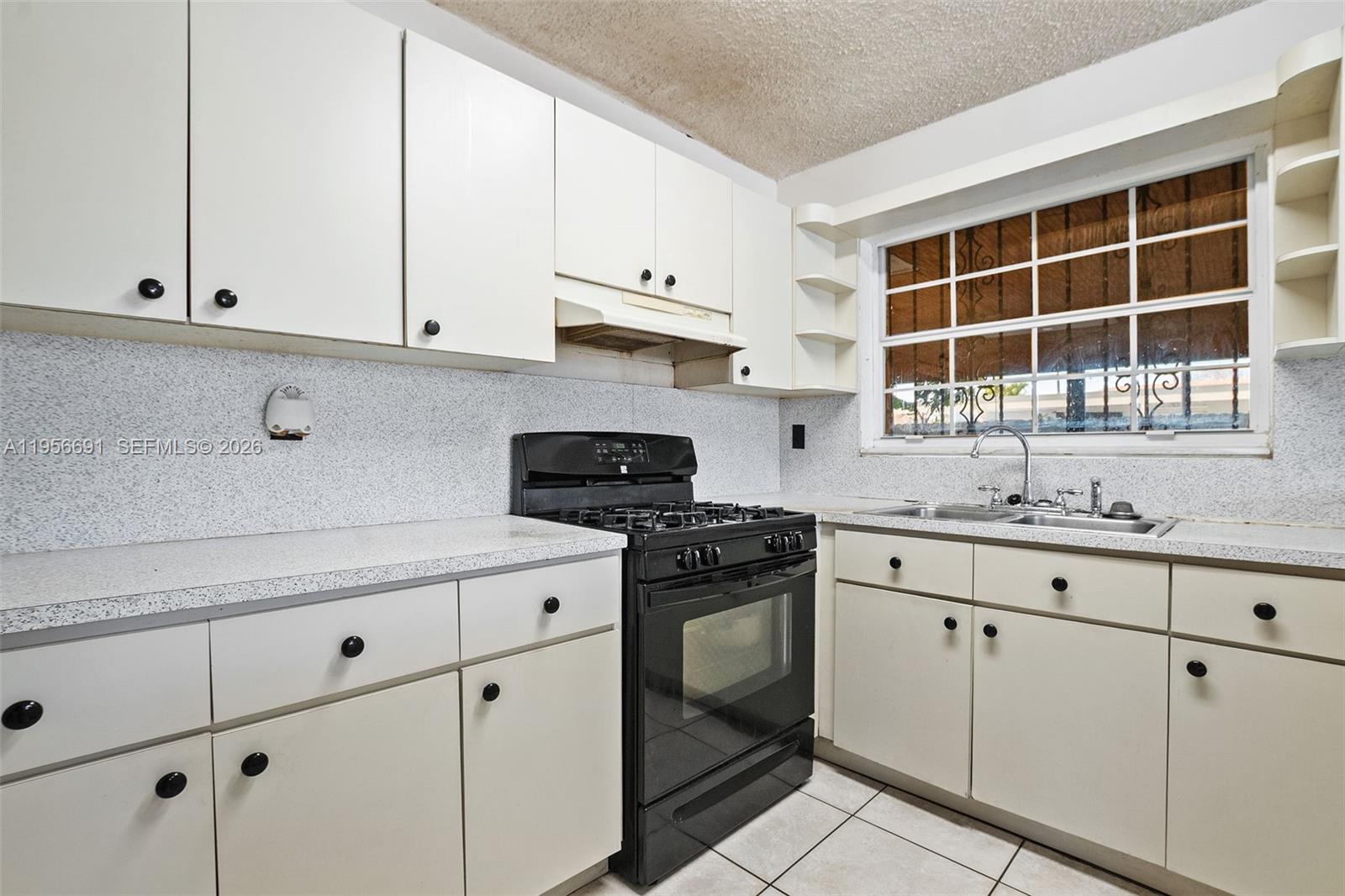 LINDEN GARDENS - Residential