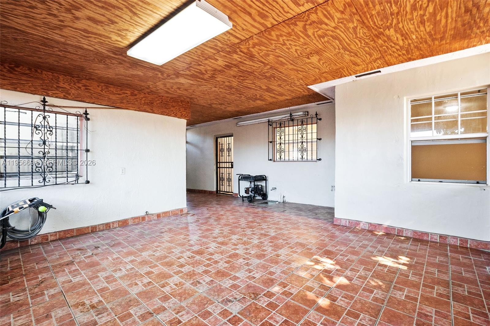 LINDEN GARDENS - Residential