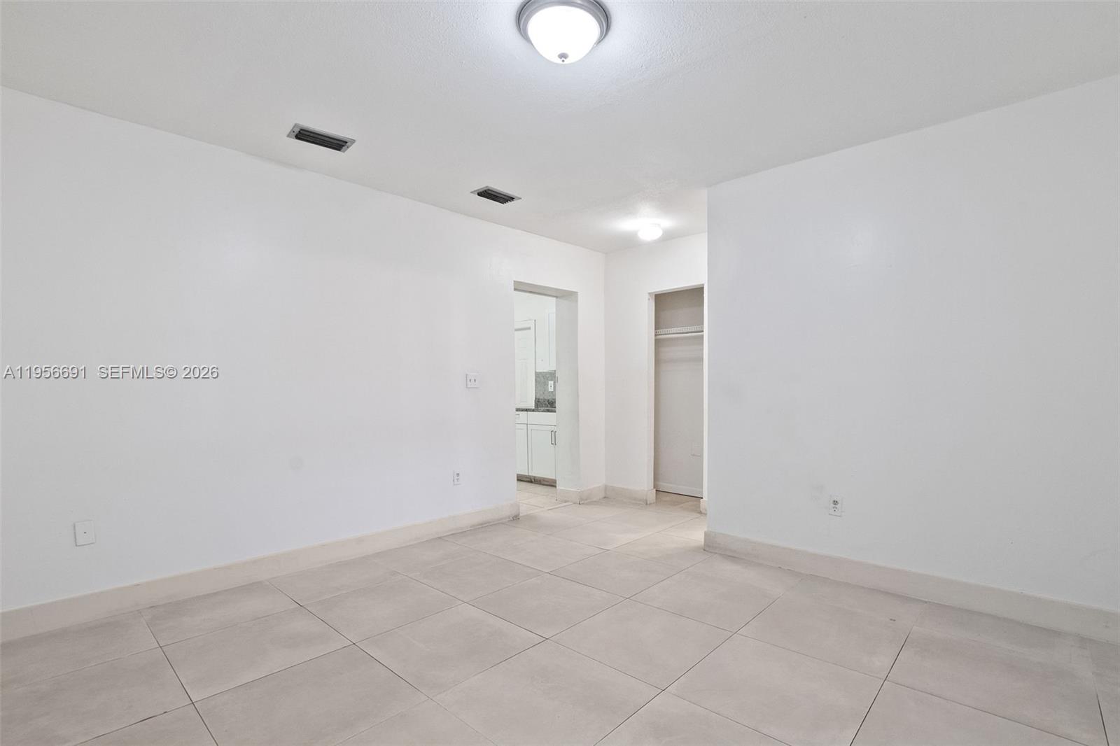 LINDEN GARDENS - Residential