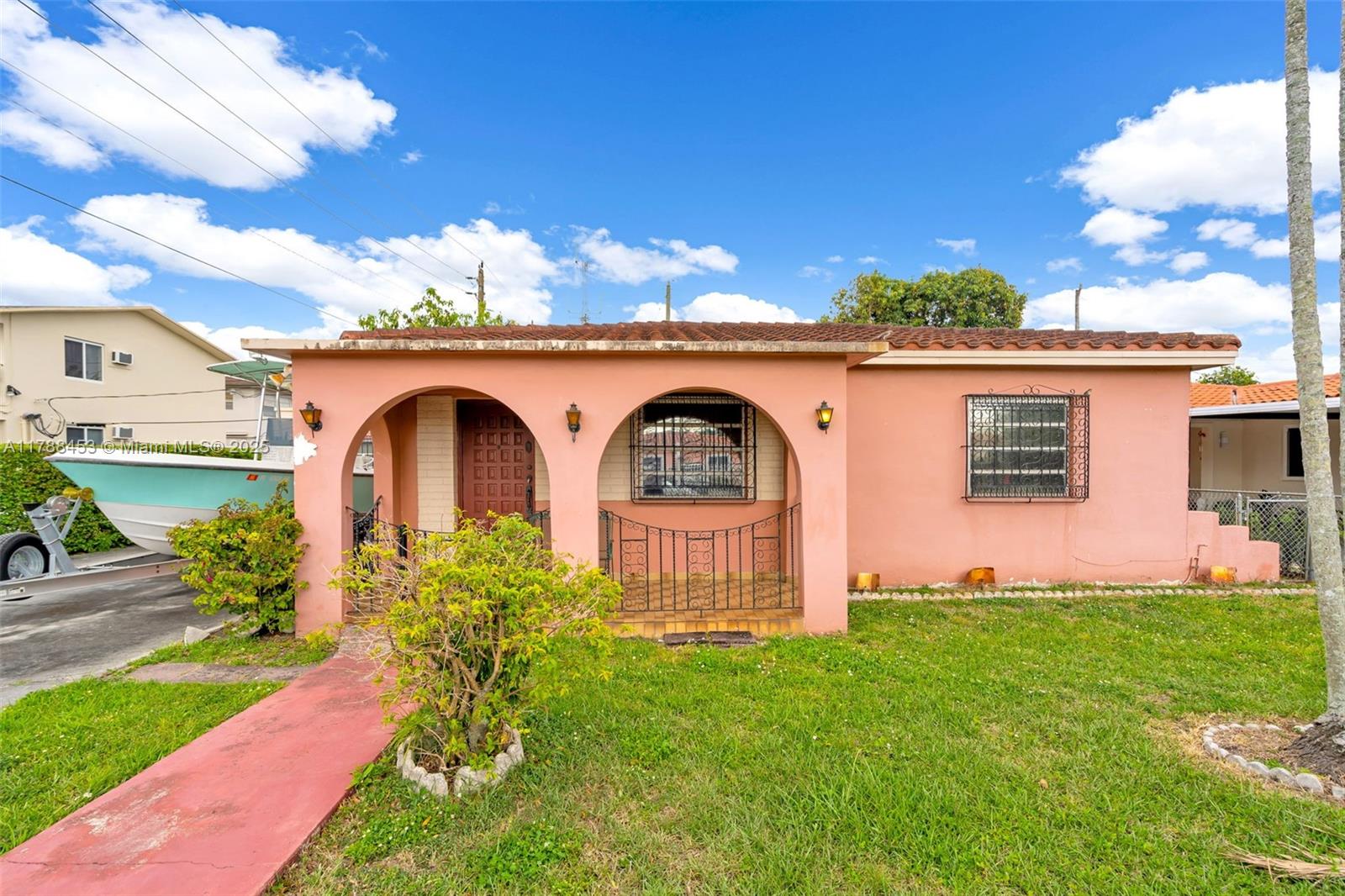 35 SW 60th Ave