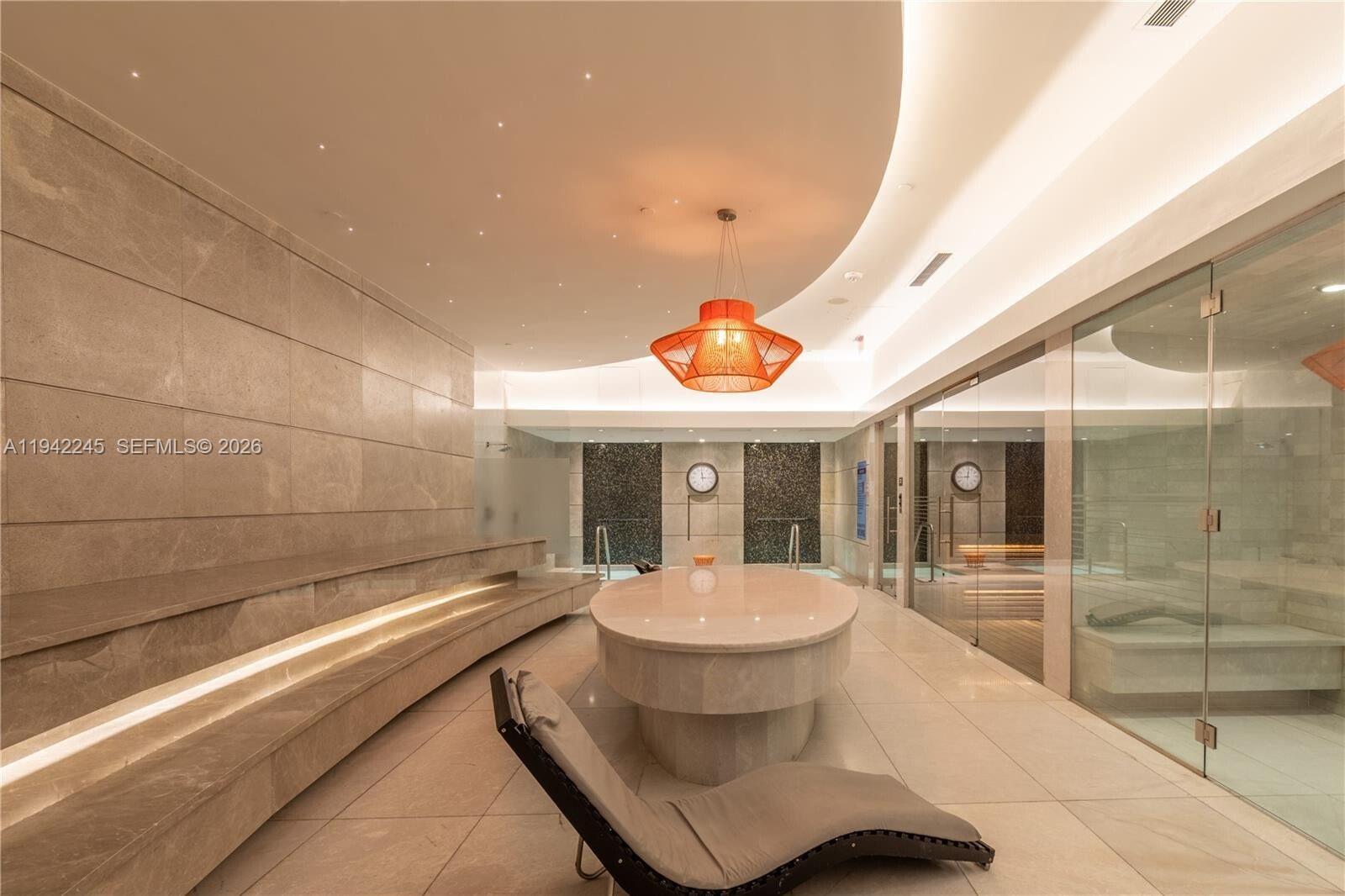 1010 BRICKELL CONDO - Residential Lease