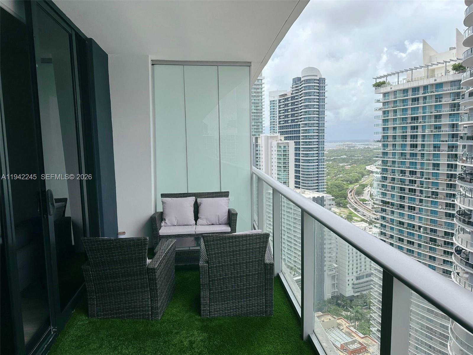 1010 BRICKELL CONDO - Residential Lease