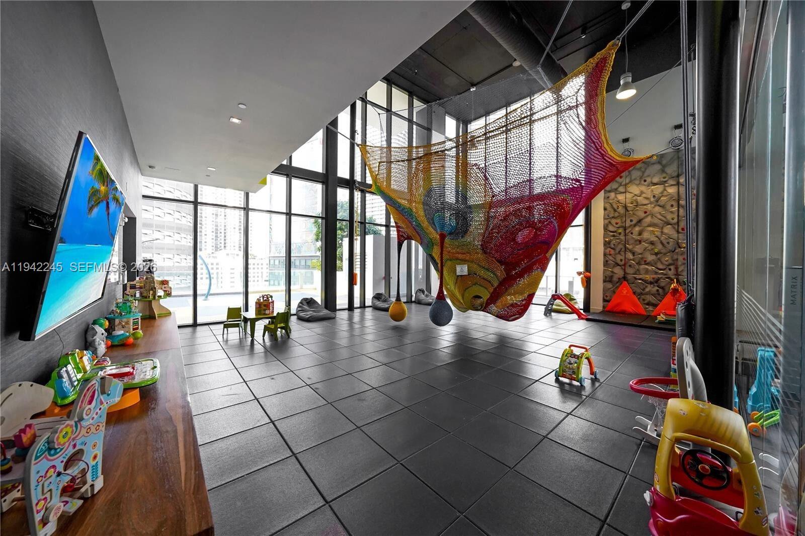 1010 BRICKELL CONDO - Residential Lease