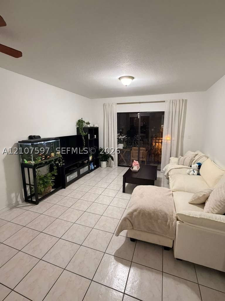 650 Palm Ave 2-A3