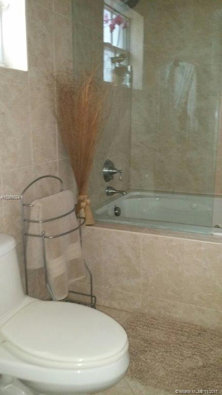 PALM SPRINGS NORTH SEC P - Residential Lease