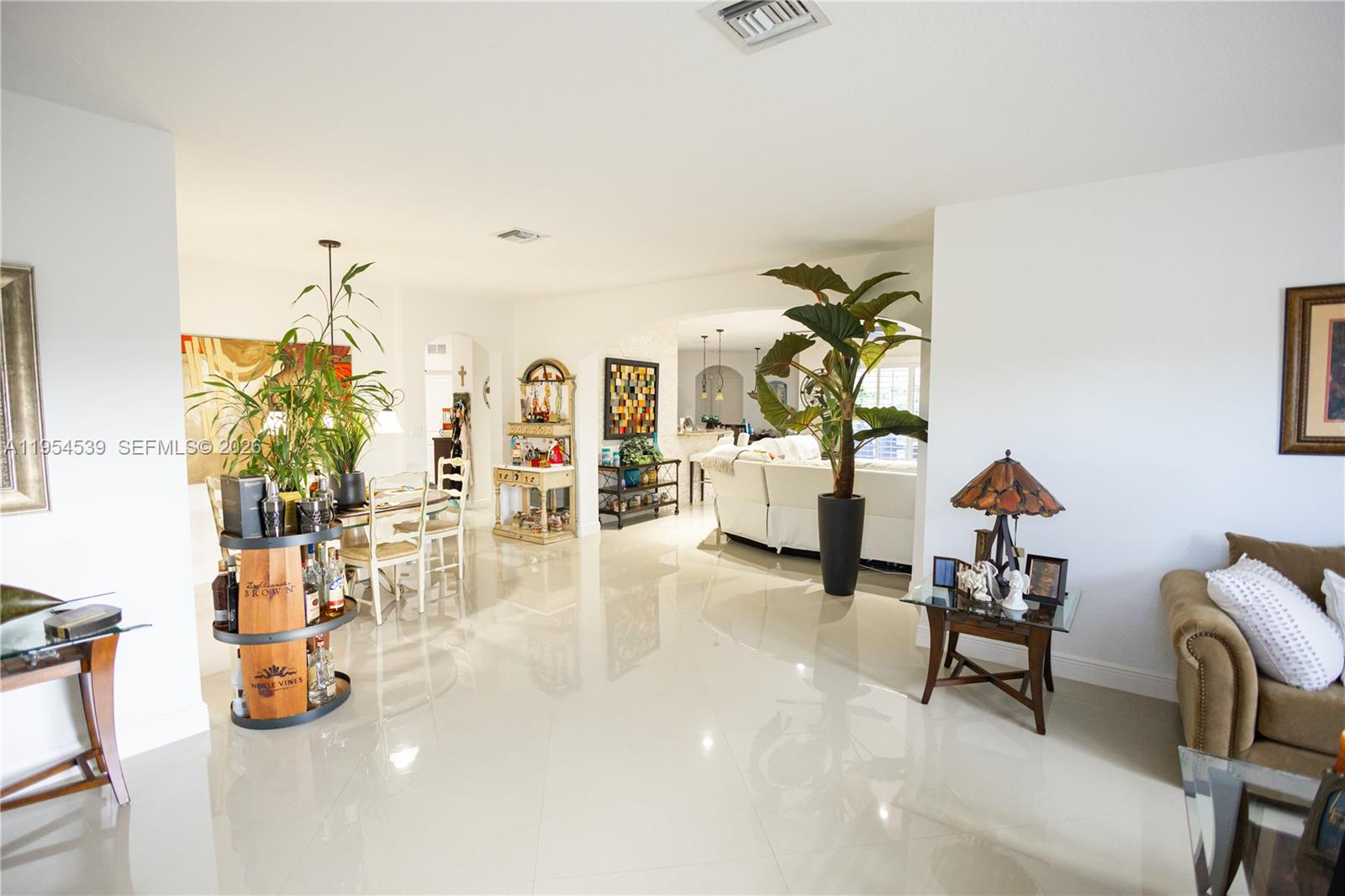 REDLAND REEF - Residential