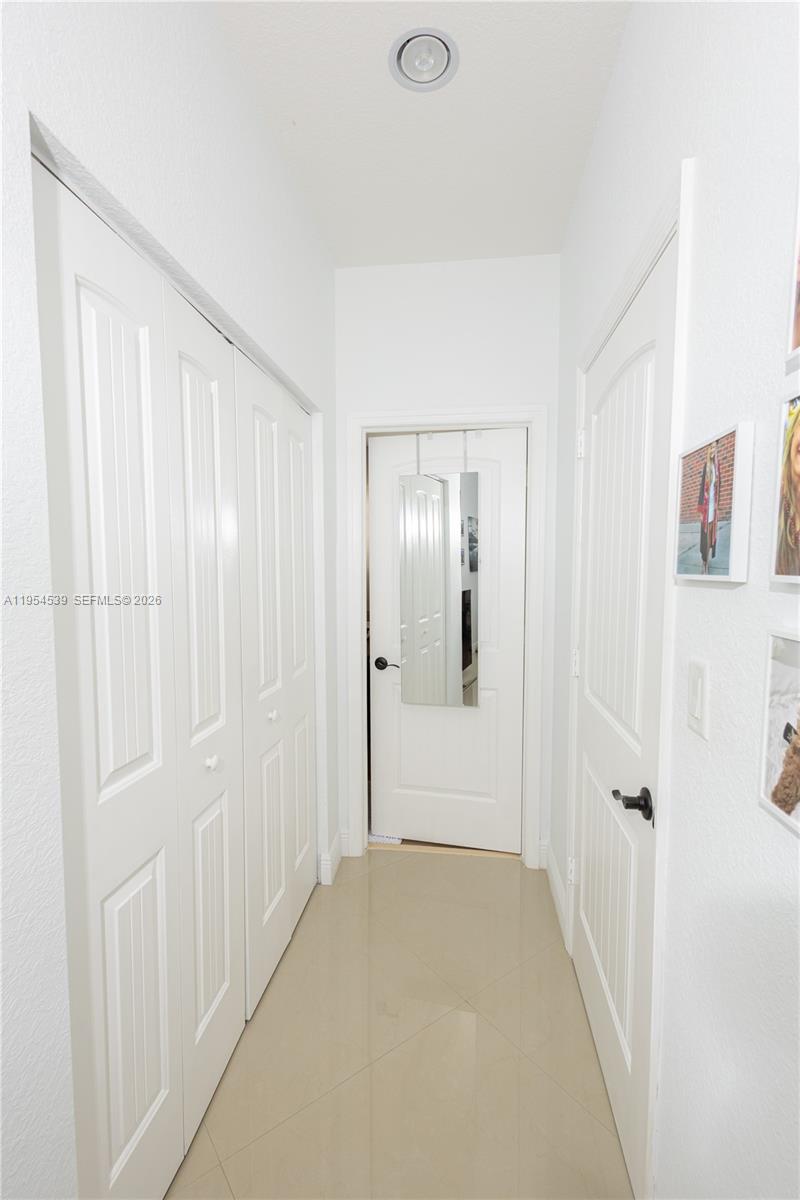 REDLAND REEF - Residential