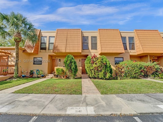 9148 LIMETREE LN APT 181, PEMBROKE PINES, FL 33024 - Image 698385ecef3ea5577a0c0afe1f8aefa3/1099458160