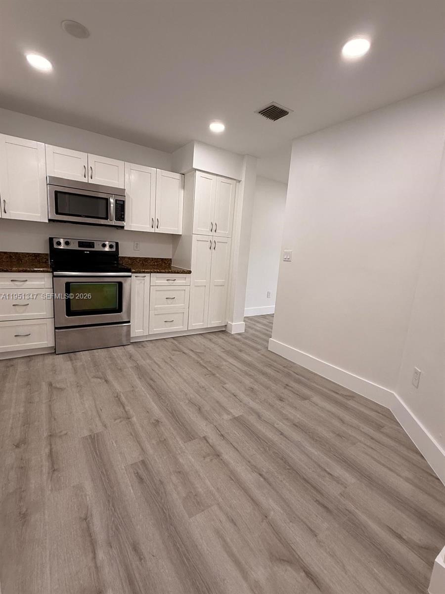 CYPRESS AT WOODMONT III - Residential