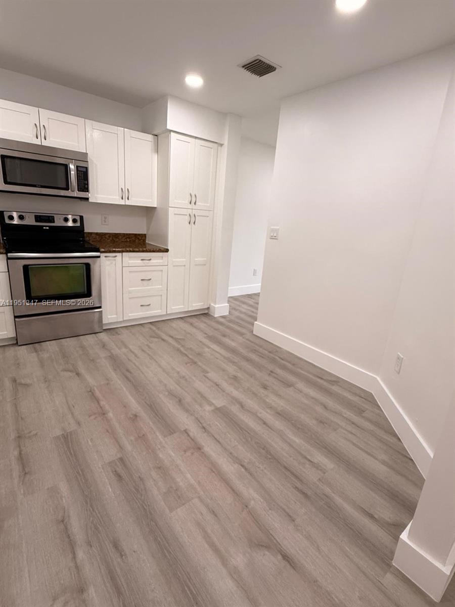 CYPRESS AT WOODMONT III - Residential