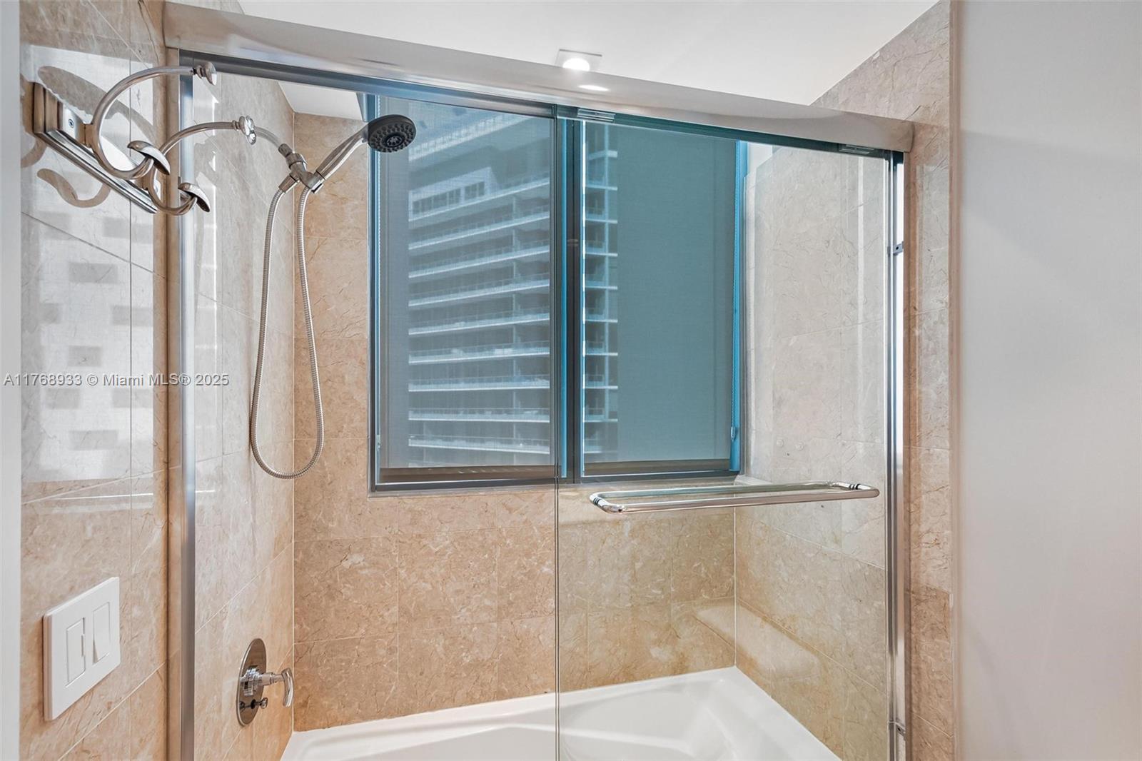 JADE RESIDENCES AT BRICKE - Residential