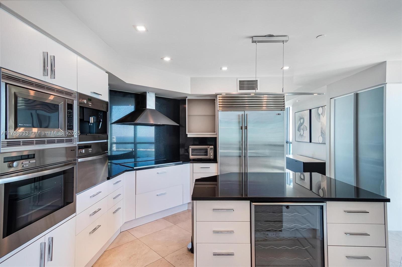 JADE RESIDENCES AT BRICKE - Residential