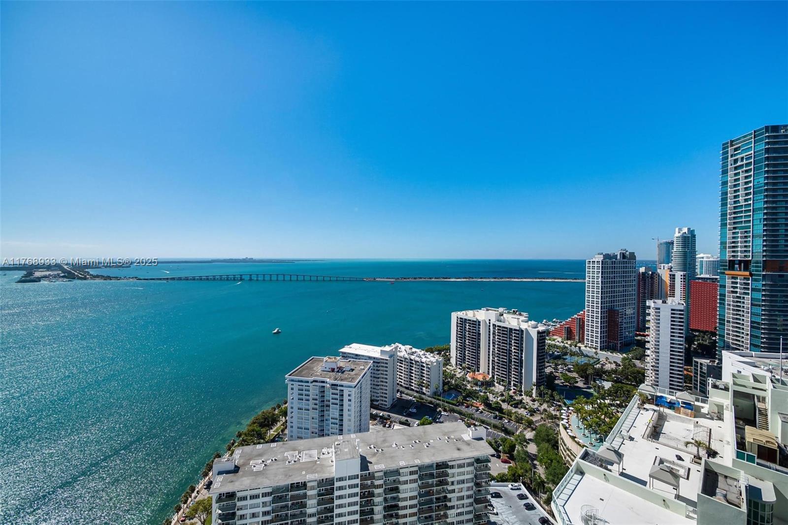 JADE RESIDENCES AT BRICKE - Residential
