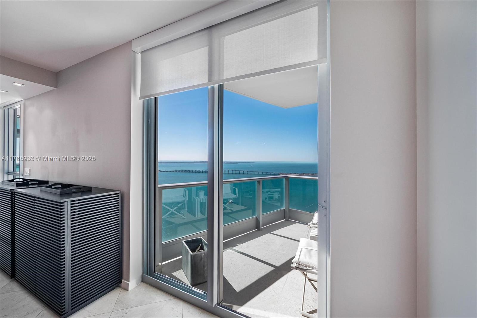 JADE RESIDENCES AT BRICKE - Residential