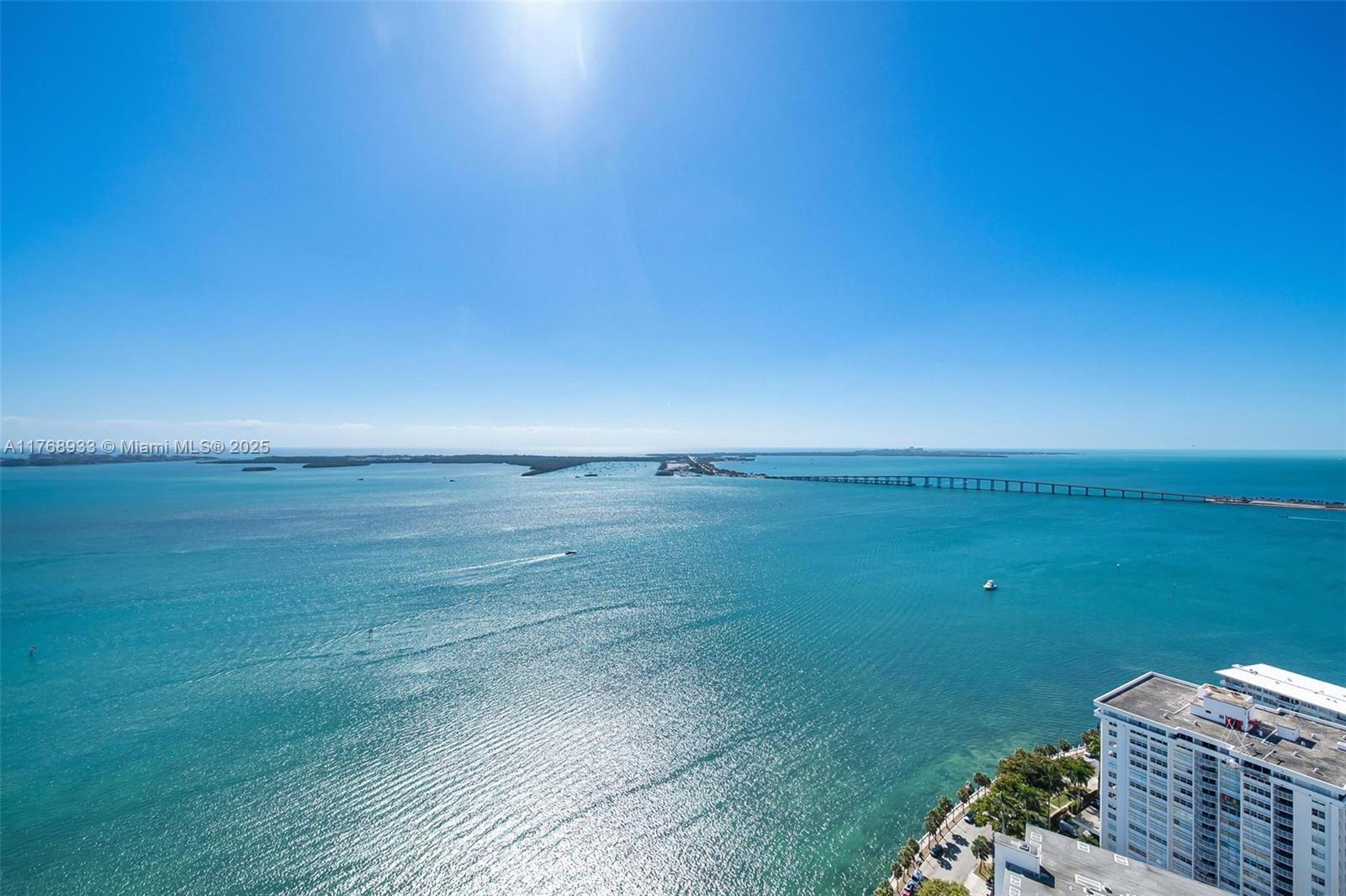 JADE RESIDENCES AT BRICKE - Residential