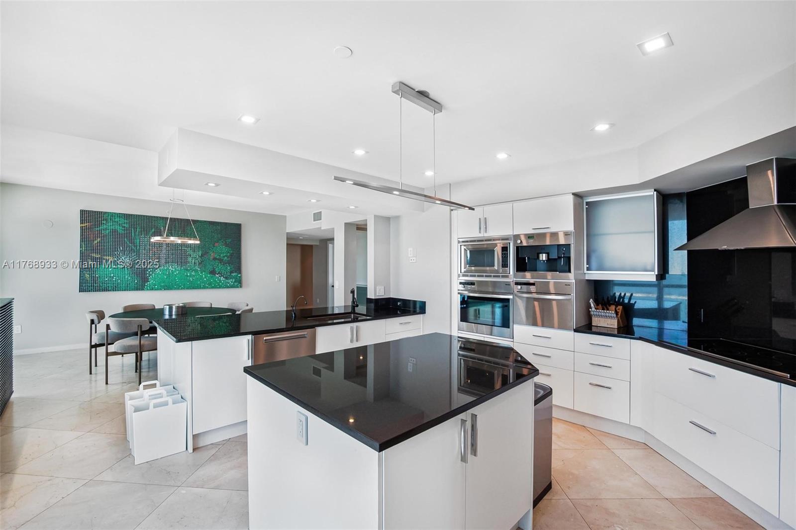 JADE RESIDENCES AT BRICKE - Residential