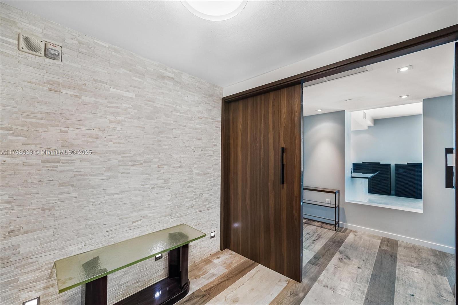 JADE RESIDENCES AT BRICKE - Residential