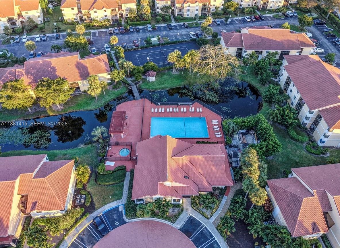 GRAND OASIS CONDO - Residential