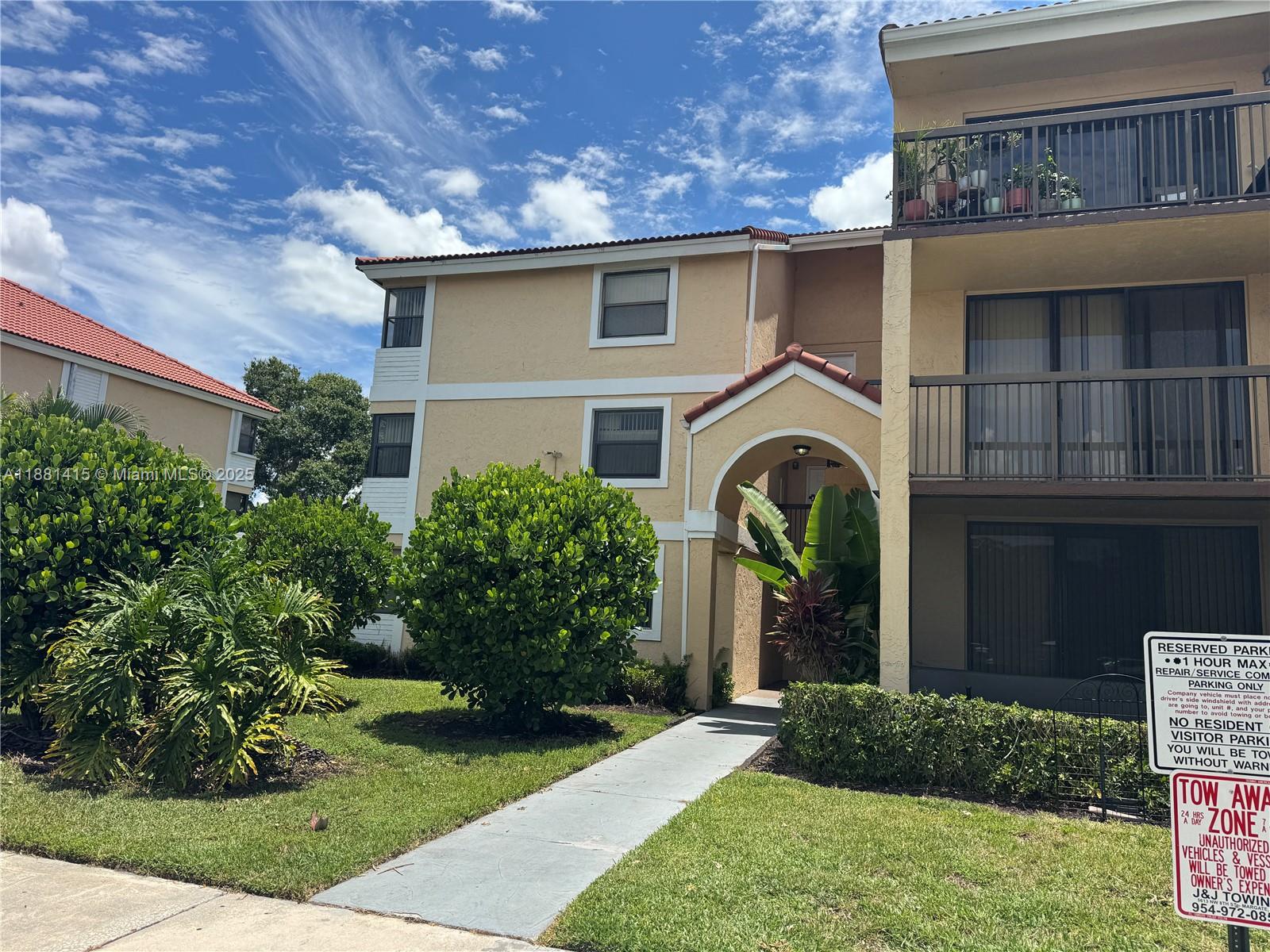 GRAND OASIS CONDO - Residential