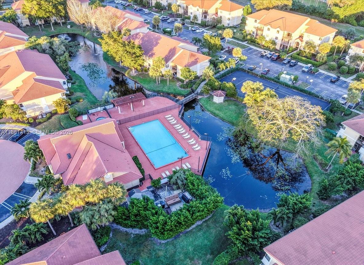 GRAND OASIS CONDO - Residential