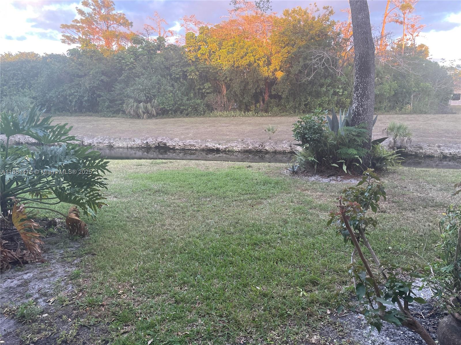 GRAND OASIS CONDO - Residential