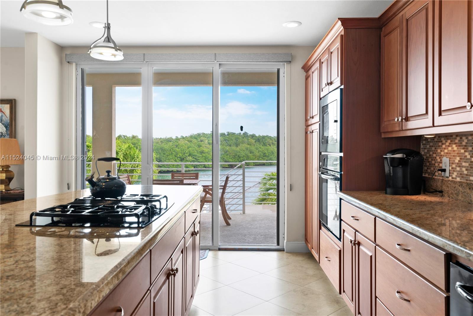 FONTAINE LAKE ESTATES - Residential