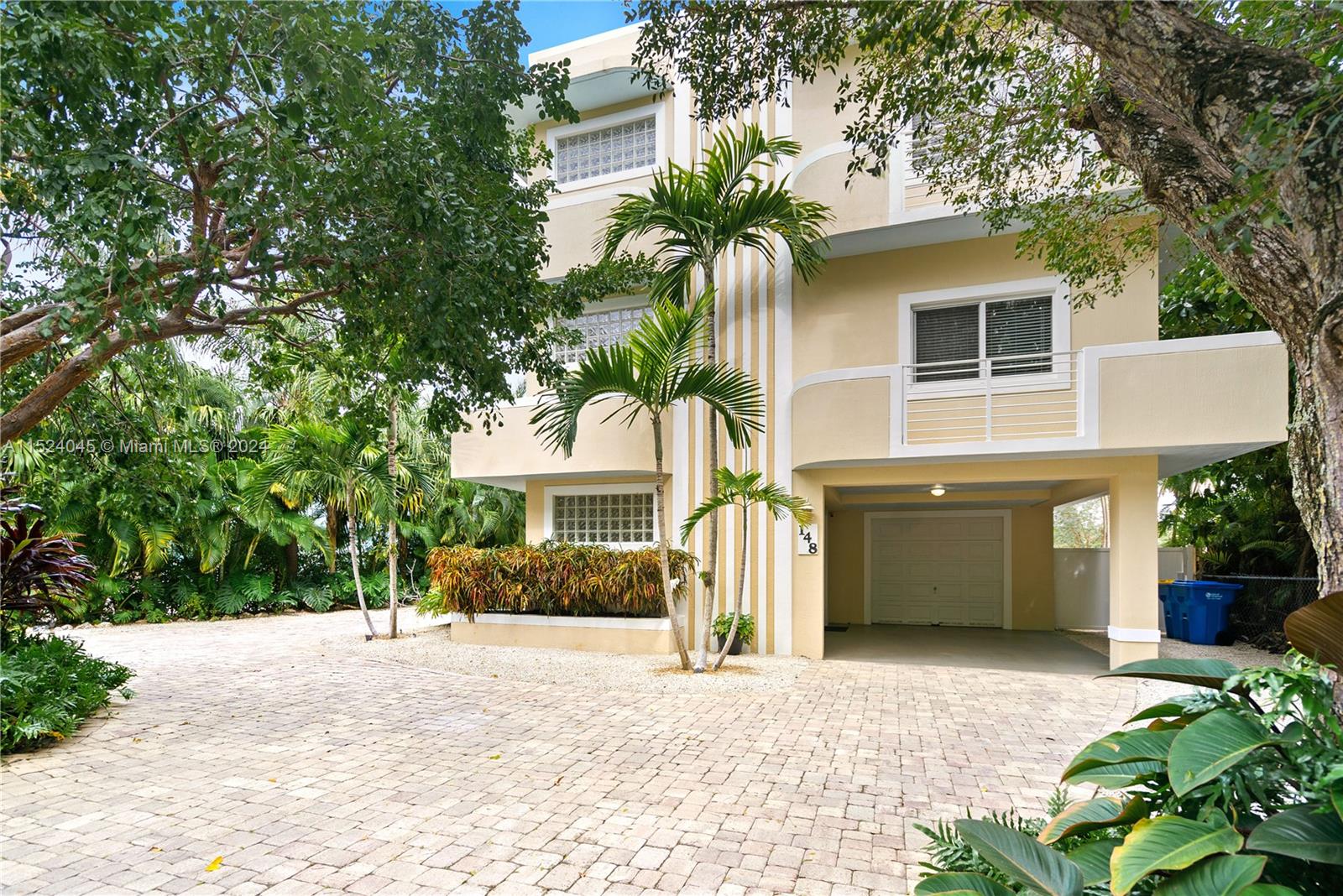 FONTAINE LAKE ESTATES - Residential