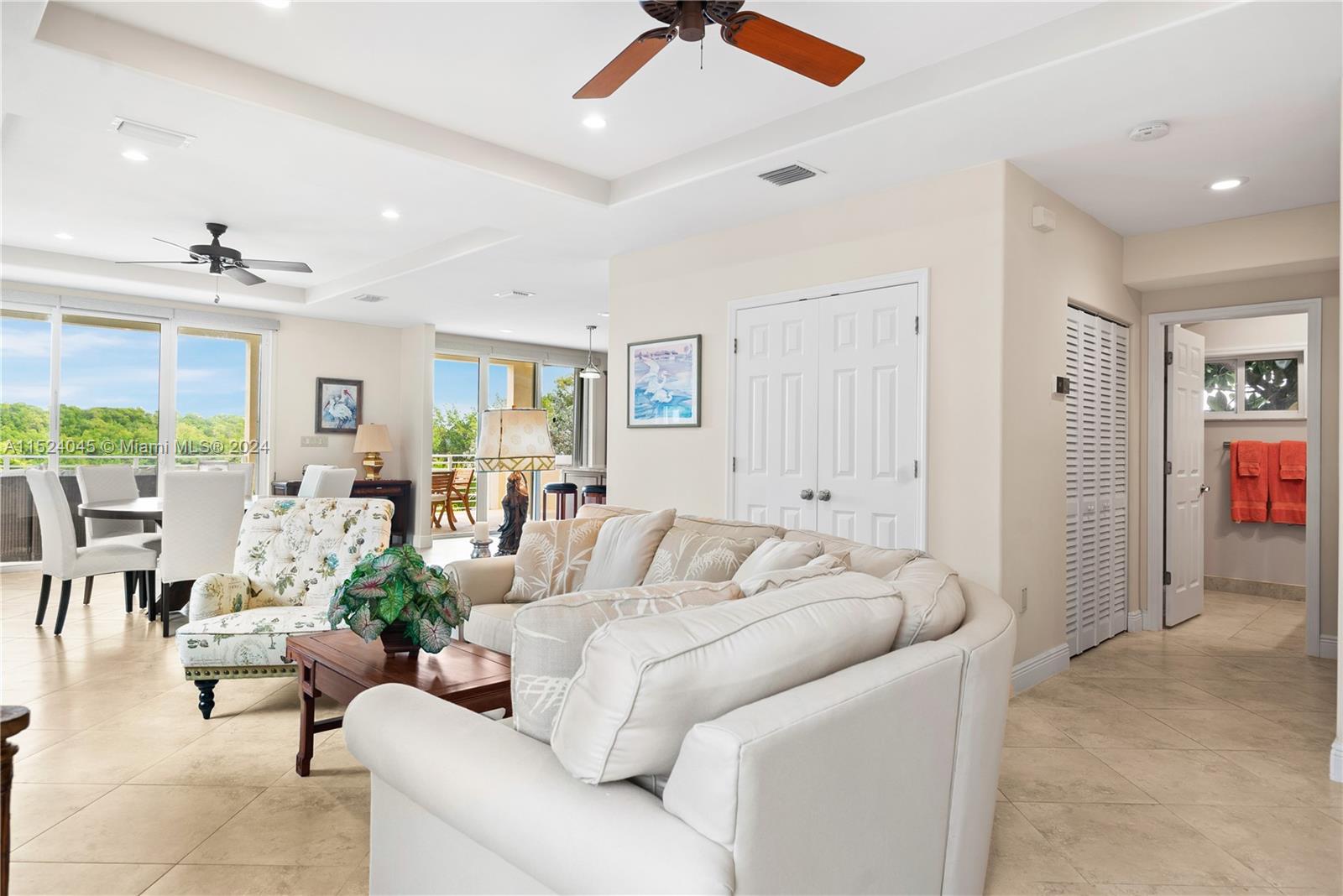 FONTAINE LAKE ESTATES - Residential